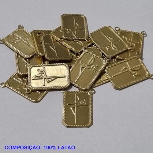 ACESSÓRIO BRUTO PRONTO PARA BANHO(CX72) -  (E2785) PARA ESCAPULÁRIO PLACA FÉ VENDIDA POR UNIDADE COMPOSIÇÃO LATÃO - PESO 1.4GR - TAMANHO 23X16MM BRU0001068