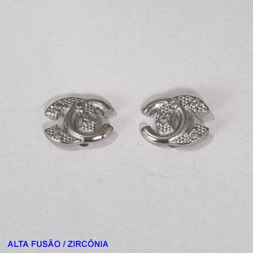 BRINCO NO BRUTO PRONTO PARA O BANHO - ALTA FUSÃO -  SÍMBOLO CRAVEJADO COM MICRO ZIRCÔNIAS TAMANHO 11MM PESO 1.0GR - BRU001380A