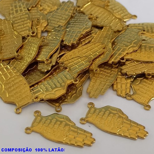 ACESSÓRIO BRUTO PRONTO PARA BANHO (CX83) -  (3077) VENDIDA POR UNIDADE COMPOSIÇÃO LATÃO (MÃO DE DEUS 20MM C/ 2 ARGOLINHA - BRU0001145