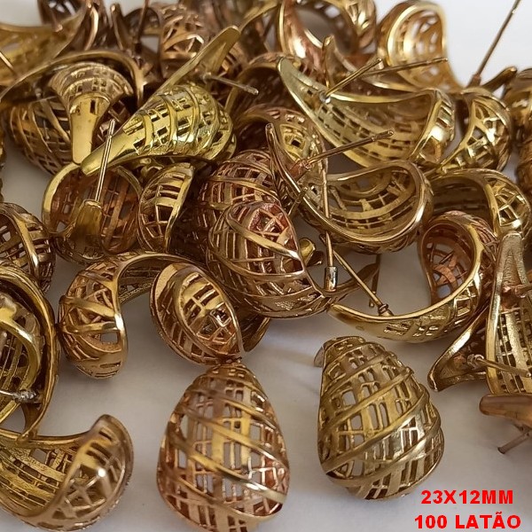 BRINCO NO BRUTO PRONTO PARA O BANHO (CX39) - COMPOSIÇÃO 100% LATÃO -TAMANHO 23X12MM  - PESO 3.9GR - - GOTA VASADA - BRU3338B