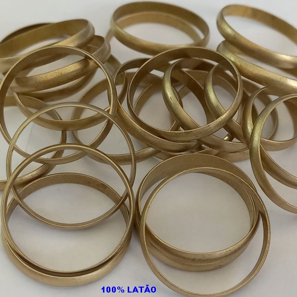ALIANÇA NO BRUTO PRONTO PARA O BANHO (PESO MEDIO 0,8GR) - MATERIAL LATÃO ALIANÇA LARGURA FINA 2,8MM ANEL000224