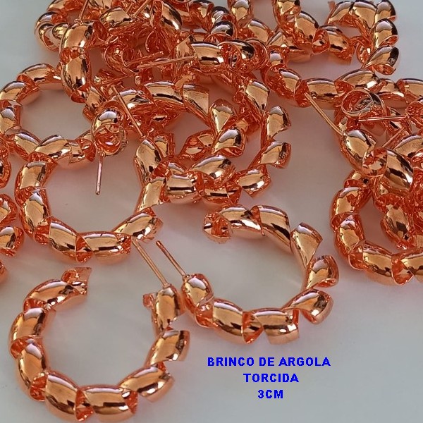 BRINCO NO BRUTO PRONTO PARA O BANHO - MODELO ARGOLA TORCIDA - TAMANHO 30MM(3CM) - PESO TOTAL 11.9GR - BRU8860