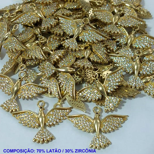 PINGENTE NO BRUTO PRONTO PARA O BANHO -(PEÇA DELICADA CUIDADO NO BANHO) COM PINGENTE ESPIRITO SANTO EM 70% LATÃO E 30% ZIRCÔNIA - TAMANHO 20MM -  PESO TOTAL 1,9GR - BRU0001170