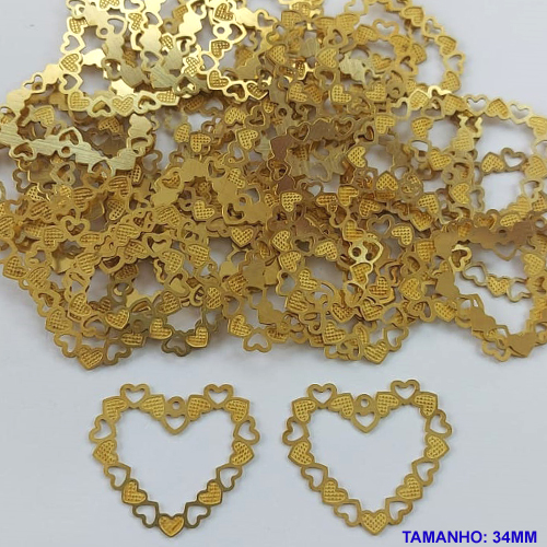 ACESSORIO NO BRUTO PRONTO PARA O BANHO - PINGENTE EM FOTOCORROSÃO CORAÇÃO VAZADO - TAMANHO 34x34MM - PESO TOTAL 0,9GR (PEÇA VENDIDA POR UNIDADE) - BRU0001394
