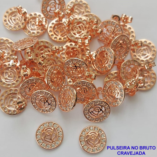 BRINCO NO BRUTO PRONTO PARA O BANHO (CX38) -  BRINCO FLOR CRAVEJADO COM MICRO ZIRCONIAS - (VALOR REFERENTE AO PAR) TAMANHO 13MM ((MAD) - PESO 1,8GR - BRU9061