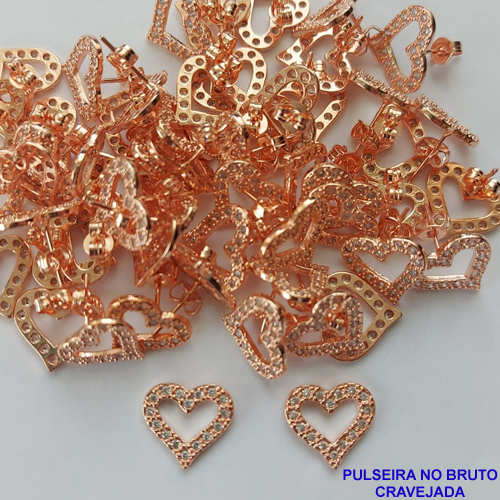 ACESSORIO (BRINCO NO BRUTO PRONTO PARA O BANHO (CX38) -  BRINCO CORAÇÃO CRAVEJADO COM MICRO ZIRCONIAS - (VALOR REFERENTE AO PAR) TAMANHO 13MM (MAD) - PESO 1,8GR - BRU9062