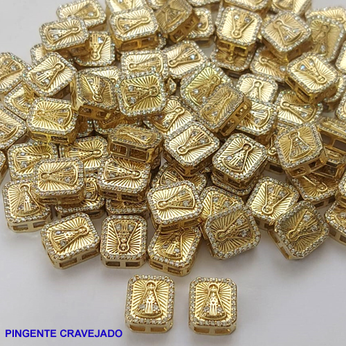 PINGENTE NO BRUTO PRONTO PARA O BANHO (CX21) - COM PINGENTE NOSSA SRA APARECIDA CRAVEJADO COM MICRO ZIRCONIAS EM 70% LATÃO E 30% ZIRCÔNIA - TAMANHO 12MM -  PESO TOTAL 1.4GR - BRU0001419