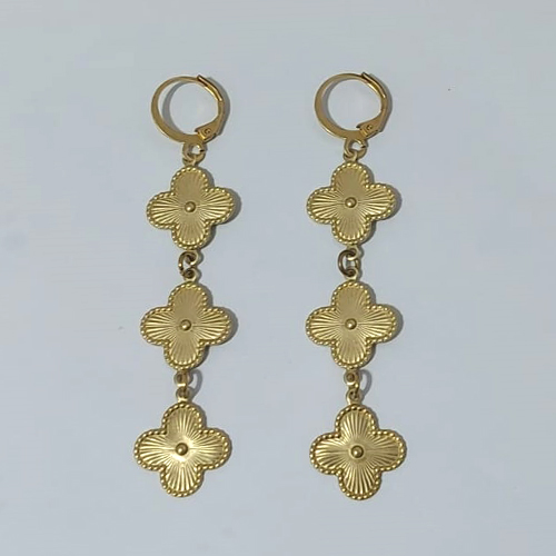 BRINCO NO BRUTO PRONTO PARA O BANHO -  BRINCO ARGOLINHA DE PRESSÃO (TRANQUETA) COM 3 PINGENTES TIPO VAN CLEEF TAMANHO 15MM - PESO 3,8GR - BRU9210