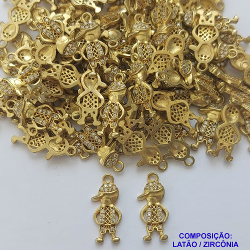 PINGENTE NO BRUTO PRONTO PARA O BANHO (CX15) - PINGENTE MENINO CRAVEJADO COM MICRO ZIRCONIAS EM 70% LATÃO E 30% ZIRCÔNIA - TAMANHO 16MM -  PESO TOTAL 0,5GR - BRU0001443