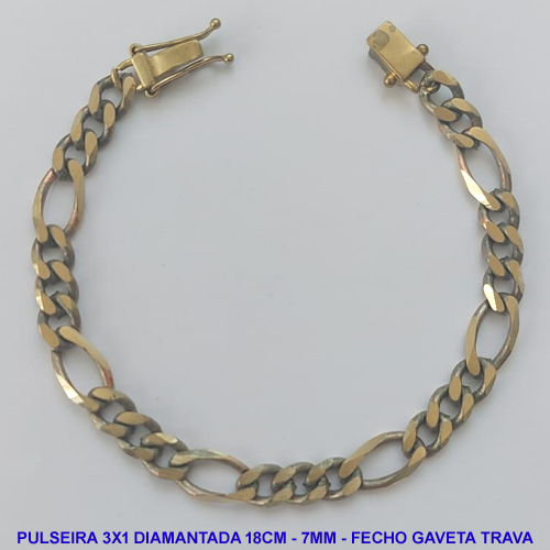PULSEIRA MASCULINA NO BRUTO PRONTO PARA O BANHO - PULSEIRA 3X1 ELLO BATIDO DIAMANTADA (M31188) - COMPRIMENTO: 18CM - LARGURA 7MM - ESPESSURA: 1,8MM - FECHO GAVETA COM TRAVA DUPLA - PESO 12,8GR - COMPOSIÇÃO: 100% LATÃO - BRU9292
