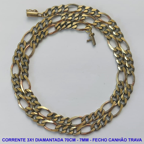 CORRENTE MASCULINA NO BRUTO PRONTO PARA O BANHO - CORRENTE 3X1 ELLO BATIDO DIAMANTADA (M31189) - COMPRIMENTO: 70CM - LARGURA 7MM - ESPESSURA: 1,8MM - FECHO CANHÃO COM TRAVA - PESO 43,4GR - COMPOSIÇÃO: 100% LATÃO - BRU9302