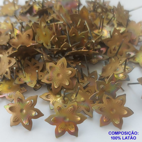 BRINCO NO BRUTO PRONTO PARA O BANHO(CX38)- BRINCO DE PINO FORMATO FLOR VAZADA 18MM (E1603) - COMPOSIÇÃO: 100% LATÃO - PESO TOTAL: 1,4GR (ROB) - BRU9546