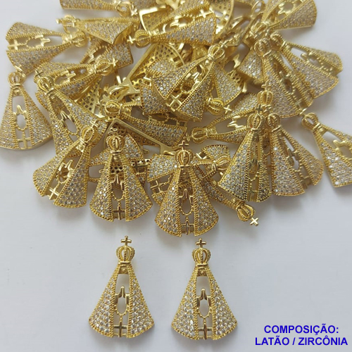 ACESSÓRIO NO BRUTO PRONTO PARA O BANHO (CX24) - PINGENTE NOSSA SRA APARECIDA VAZADO CRAVEJADO COM MICRO ZIRCONIAS - COMPOSIÇÃO: LATÃO / ZIRCONIA - TAMANHO 22MM -  PESO TOTAL 1,3GR - BRU0001500