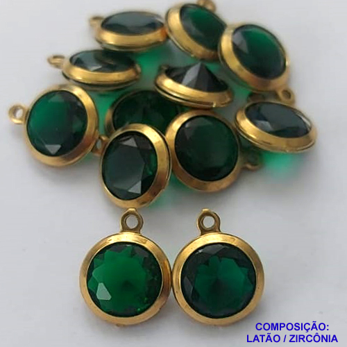 PINGENTE NO BRUTO PRONTO PARA O BANHO - PINGENTE EM ZIRCONIA VERDE - COMPOSIÇÃO: LATÃO / ZIRCÔNIA - TAMANHO 10MM -  (VENDIDO POR UNIDADE) PESO TOTAL 0,8GR - BRU0001694