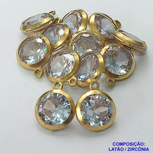 PINGENTE NO BRUTO PRONTO PARA O BANHO - PINGENTE EM ZIRCONIA CRISTAL - COMPOSIÇÃO: LATÃO / ZIRCÔNIA - TAMANHO 10MM - (VENDIDO POR UNIDADE) PESO TOTAL 0,8GR - BRU0001700
