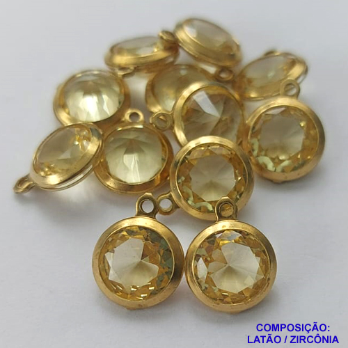 PINGENTE NO BRUTO PRONTO PARA O BANHO - PINGENTE EM ZIRCONIA AMARELA - COMPOSIÇÃO: LATÃO / ZIRCÔNIA - TAMANHO 10MM -  (VENDIDO POR UNIDADE) PESO TOTAL 0,8GR - BRU0001701