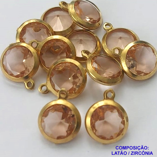 PINGENTE  NO BRUTO PRONTO PARA O BANHO - PINGENTE EM ZIRCONIA BEGE - COMPOSIÇÃO: LATÃO / ZIRCÔNIA - TAMANHO 10MM -  (VENDIDO POR UNIDADE) PESO TOTAL 0,8GR - BRU0001705