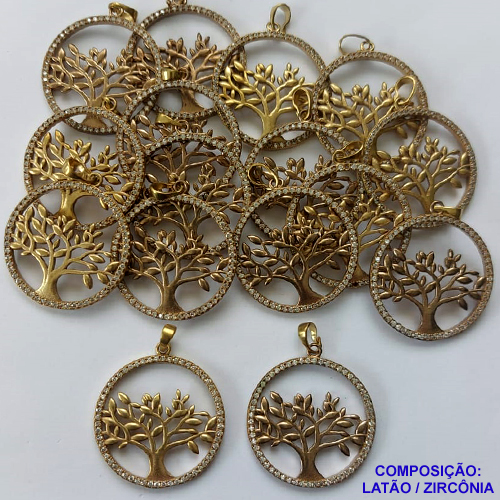 PINGENTE NO BRUTO PRONTO PARA O BANHO (CX30)  - PINGENTE ARVORE DA VIDA VAZADO CRAVEJADO EM MICRO ZIRCÔNIA - PESO TOTAL 3,3GR - COMPOSIÇÃO: LATÃO / ZIRCÔNIA TAMANHO 26MM - BRU0001739