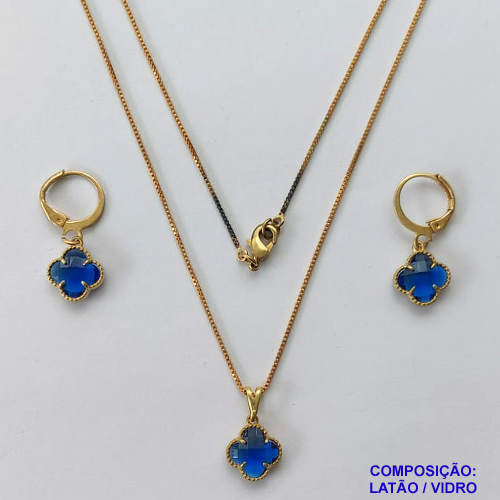 CONJUNTO NO BRUTO PRONTO PARA O BANHO - GARGANTILHA COM CORRENTE VENEZIANA DE 45CM - PINGENTE E BRINCOS TIPO VAN CLEEF 10MM EM VIDRO AZUL - BRINCOS ARGOLA DE PRESSÃO - PESO TOTAL: 4,6GR - BRU10140