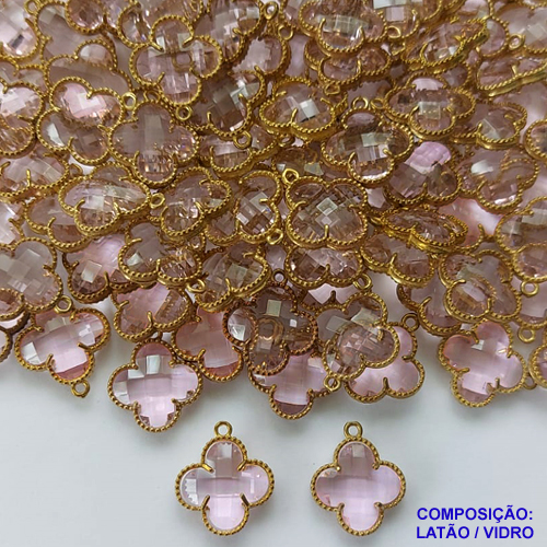 ACESSÓRIO NO BRUTO PRONTO PARA O BANHO - PINGENTE TIPO VAN CLEEF ROSA COM UMA ARGOLINHA - COMPOSIÇÃO: LATÃO / VIDRO - TAMANHO 10MM - (VENDIDO POR UNIDADE) PESO TOTAL 1,2GR - BRU0001788