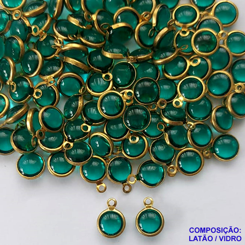 ACESSÓRIO NO BRUTO PRONTO PARA O BANHO (CX10) - PINGENTE EM VIDRO VERDE COM UMA ARGOLINHA - VENDA POR UNIDADE  - COMPOSIÇÃO: LATÃO / VIDRO - PESO 0,4GR - BRU0001798