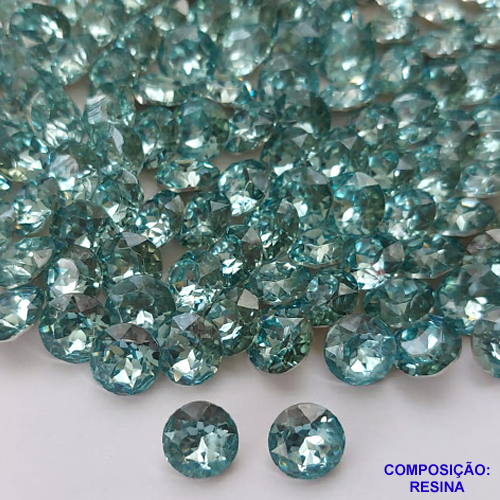ACESSÓRIO NO BRUTO PRONTO PARA O BANHO (CX10) - DIAMANTE AZUL CLARO EM RESINA - TAMANHO 10X10MM - PESO 0,3GR - (PEÇA VENDIDA POR UNIDADE) BRU0001806