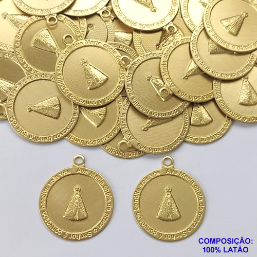 ACESSÓRIO NO BRUTO PRONTO PARA O BANHO (CX20)- PINGENTE REDONDO NOSSA SRA APARECIDA (719) - COMPOSIÇÃO: 100% LATÃO - TAMANHO 24MM -  PESO TOTAL 1,8GR - BRU0001855