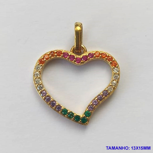 PINGENTE NO BRUTO PRONTO PARA O BANHO (CX07) - PINGENTE CORAÇÃO VAZADO CRAVEJADO EM MICROS ZIRCÔNIAS COLORIDAS (PX000148) - COMPOSIÇÃO: LATÃO / ZIRCÔNIA - TAMANHO 13X15MM - PESO TOTAL 0,6GR - BRU10277