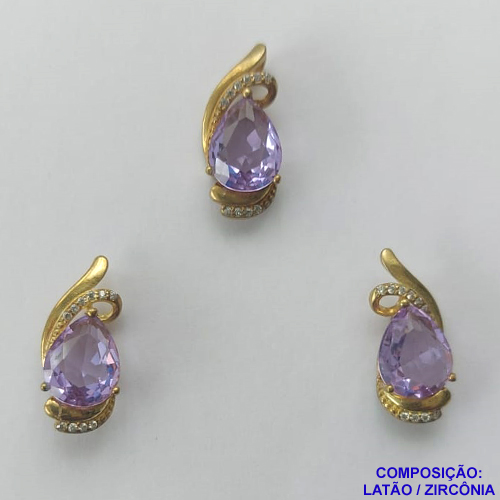CONJUNTO NO BRUTO PRONTO PARA O BANHO - (CX26) CONJUNTO SEM CORRENTE (CX001879 C022) - (PINGENTE E BRINCOS) PINGENTE DE 18MM PEDRA EM ZIRCÔNIA LILÁS - PESO TOTAL 4GR -  BRU10300