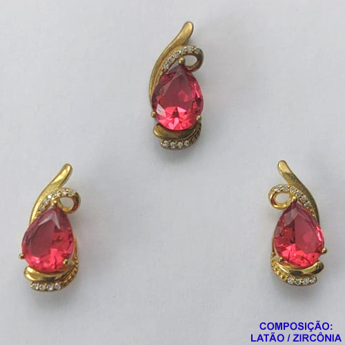 CONJUNTO NO BRUTO PRONTO PARA O BANHO (CX26) - CONJUNTO SEM CORRENTE (CX001879 C503) - (PINGENTE E BRINCOS) PINGENTE DE 18MM PEDRA EM ZIRCÔNIA VERMELHO - PESO TOTAL 4GR -  BRU10301