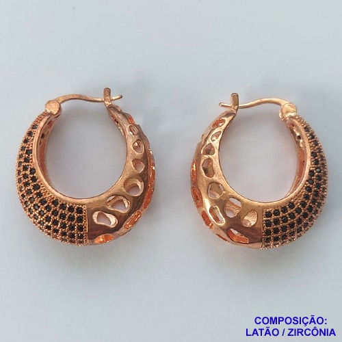 BRINCO NO BRUTO PRONTO PARA O BANHO  (CX06) - BRINCO REDONDO CRAVEJADO EM MICRO ZIRCÔNIAS - TAMANHO: 24MM - COMPOSIÇÃO: LATÃO / ZIRCÔNIA- PESO TOTAL: 11.5GR - BRU10667