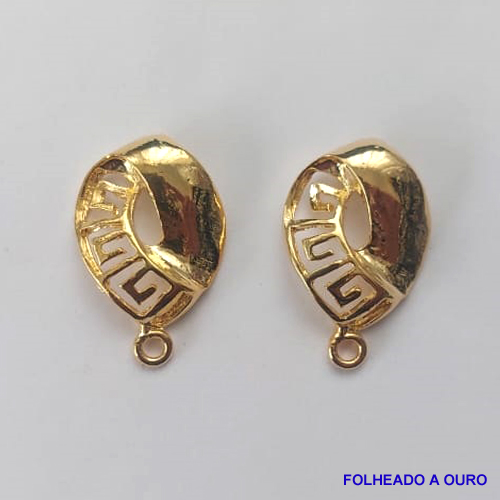 ACESSÓRIO FOLHEADO A OURO (BAIXA FUSÃO) - BANHADO COM 5 MILESIMO+VERNIZ DIAMOND - BASE PARA BRINCO COM PINO DETALHES VAZADOS - TAMANHO 16X25MM  - VENDIDA POR PAR - OURO016