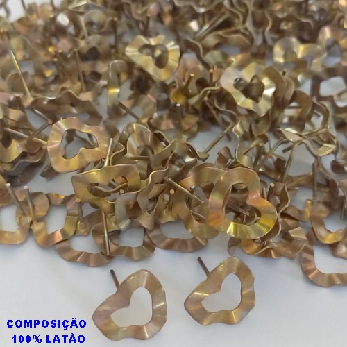BRINCO NO BRUTO PRONTO BANHO (CX05) - BRINCO DE PINO MARTELADO CORAÇÃO VAZADO (RO) (E1984) - TAMANHO 11MM - PESO TOTAL 0,8GR - BRU12707