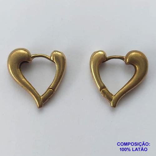 BRINCO NO BRUTO PRONTO PARA O BANHO(CX70) - BRINCO DE ARGOLA CORAÇÃO (TRANQUETA) - TAMANHO 18MM - PESO TOTAL 4,6GR - COMPOSIÇÃO: 100% LATÃO - BRU12785