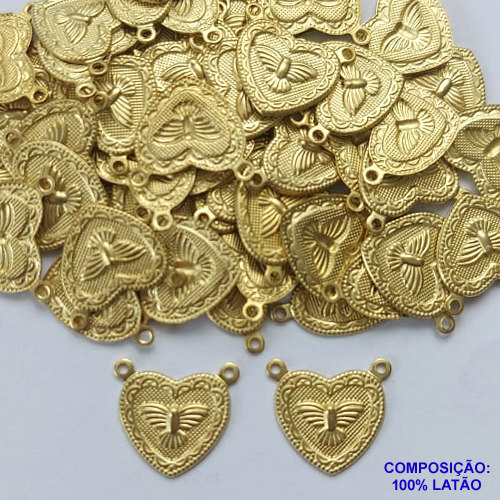 ACESSÓRIO NO BRUTO PRONTO PARA O BANHO (CX23) - CORAÇÃO COM ESPÍRITO SANTO 15MM (E2147) - PESO 0,6GR - COMPOSIÇÃO: 100% LATÃO - BRU0002232