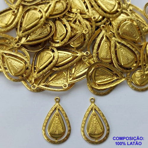 ACESSÓRIO NO BRUTO PRONTO PARA O BANHO (CX25) - NOSSA SRA APARECIDA DETALHE VAZADO 20MM (2306) - PESO 1GR - COMPOSIÇÃO: 100% LATÃO - BRU0002244