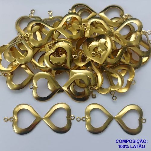 ACESSÓRIO NO BRUTO PRONTO PARA O BANHO (CX24) - CORAÇÃO DUPLO VAZADO 25X27MM (303) - PESO 2.1GR - COMPOSIÇÃO: 100% LATÃO - BRU0002256