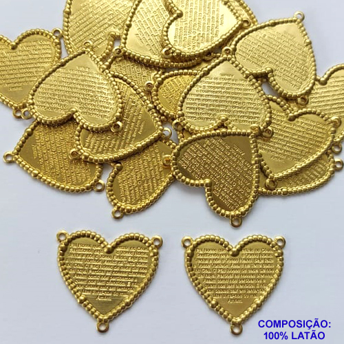ACESSÓRIO NO BRUTO PRONTO PARA O BANHO (CX25) - CORAÇÃO COM ORÇÃO PAI NOSSO E TRÊS ARGOLINHAS 20MM (856) - PESO 1.9GR - COMPOSIÇÃO: 100% LATÃO - BRU0002263