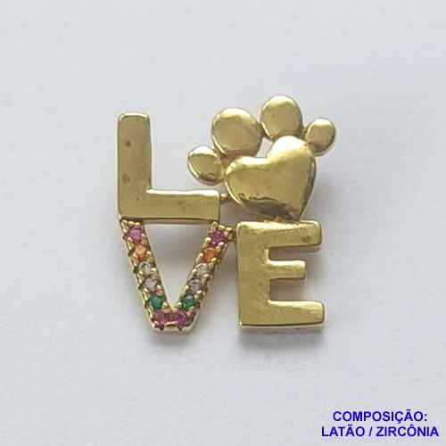 PINGENTE NO BRUTO PRONTO PARA O BANHO CX27) - PINGENTE LOVE COM PATINHAS CRAVEJADO EM MICROS ZIRCÔNIAS COLORIDAS (PX000173) - COMPOSIÇÃO: LATÃO / ZIRCÔNIA - TAMANHO 14X15MM - PESO TOTAL 1,4GR - BRU12890