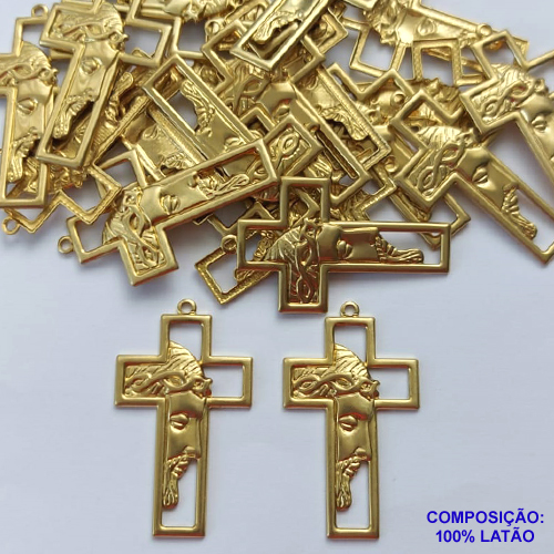 ACESSÓRIO NO BRUTO PRONTO PARA O BANHO (CX29) - ACESSÓRIO CRUCIFIXO VAZADO ROSTO CRISTO 35MM (607) -  PESO TOTAL 2GR - COMPOSIÇÃO: 100% LATÃO - BRU0002317