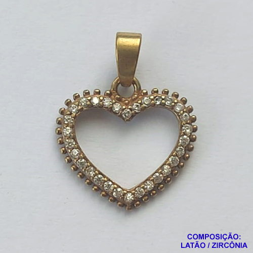 PINGENTE NO BRUTO PRONTO PARA O BANHO (CX41) - PINGENTE CORAÇÃO VAZADO CRAVEJADO EM MICROS ZIRCÔNIAS - COMPOSIÇÃO: LATÃO / ZIRCÔNIA - TAMANHO 12X14MM - PESO TOTAL 0,6GR - BRU13052