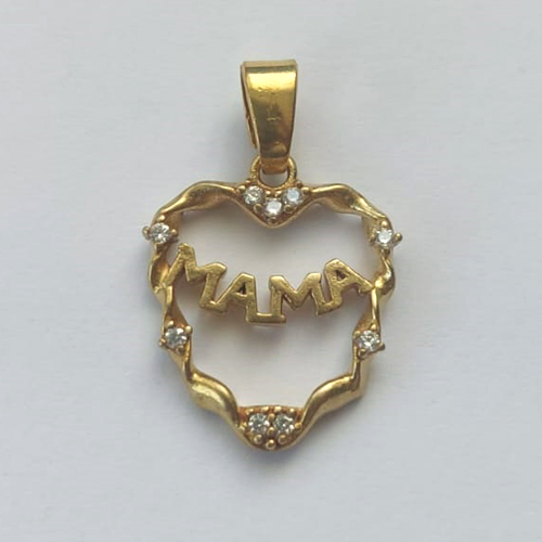 PINGENTE NO BRUTO PRONTO PARA O BANHO (CX39)- PINGENTE CORAÇÃO VAZADO COM PALAVRA MAMA CRAVEJADO EM MICROS ZIRCÔNIAS - COMPOSIÇÃO: LATÃO / ZIRCÔNIA - TAMANHO 15X18MM - PESO TOTAL 1,2GR - BRU13054
