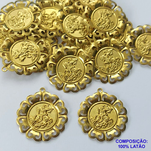 ACESSÓRIO NO BRUTO PRONTO PARA O BANHO (CX41) - (530) PINGENTE VAZADA SÃO JORGE 30MM - PESO TOTAL 1,9GR - COMPOSIÇÃO: 100% LATÃO - BRU0002471