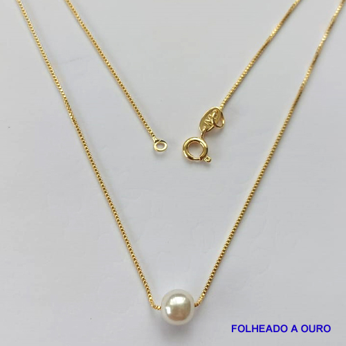 GARGANTILHA FOLHEADA A OURO - BANHADO COM 5 MILÉSIMOS + VERNIZ DIAMOND - (GSD12) CORRENTE VENEZIANA 45CM COM PINGENTE PÉROLA 7MM FECHO REDONDO - OURO063