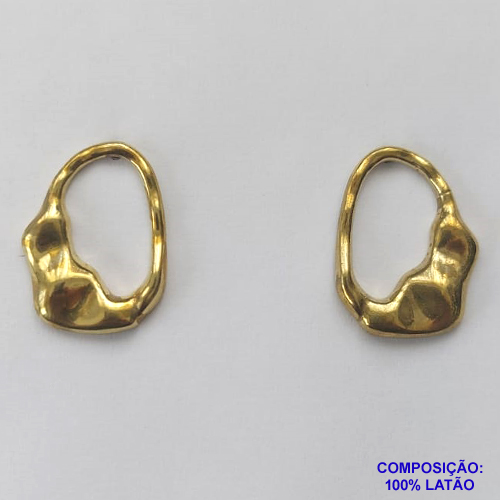 BRINCO NO BRUTO PRONTO PARA O BANHO - (CX35) BRINCO DE PINO MARTELADO VAZADO - TAMANHO: 18X24MM - ESPESSURA: 3MM - COMPOSIÇÃO: 100% LATÃO - PESO TOTAL 4,7GR - BRU13171
