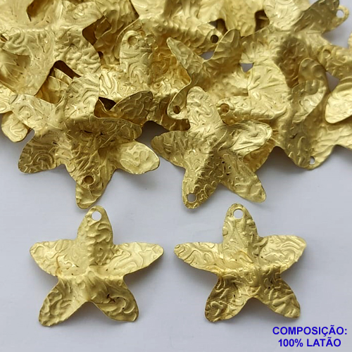 ACESSÓRIO NO BRUTO PRONTO PARA O BANHO - (V3746) PINGENTE ESTRELA MARTELADA 29X33MM - PESO: 1,8GR - COMPOSIÇÃO: 100% LATÃO - BRU0002559