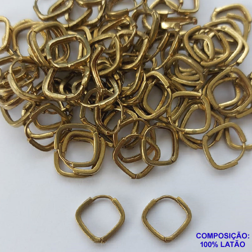BRINCO NO BRUTO PRONTO PARA O BANHO(CX49) - BRINCO DE ARGOLA QUADRADA 13MM - COMPOSIÇÃO: 100% LATÃO - PESO TOTAL 1,2GR - BRU13301