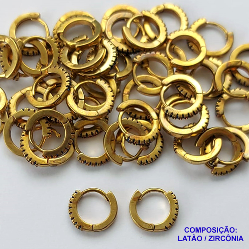 BRINCO NO BRUTO PRONTO PARA O BANHO(CX53) - (BX00101 C001 TAM 10) BRINCO DE ARGOLA CRAVEJADO EM MICROS ZIRCÔNIAS AZUIS 11MM - COMPOSIÇÃO: LATÃO / ZIRCÔNIA - PESO TOTAL 1,1GR - BRU13342