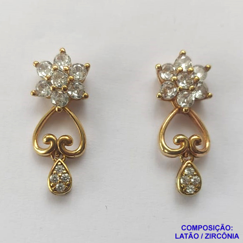 BRINCO NO BRUTO PRONTO PARA O BANHO(CX53) - (BX001466 W) BRINCO DE PINO FLOR COM DETALHE VAZADO CRAVEJADO EM MICROS ZIRCÔNIAS 9X22MM - COMPOSIÇÃO: LATÃO / ZIRCÔNIA - PESO TOTAL 2,6GR - BRU13358