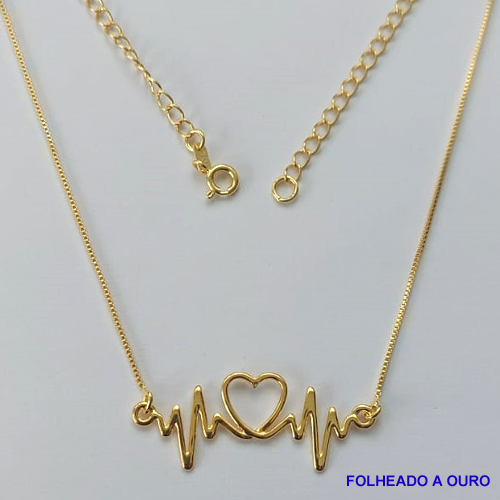 GARGANTILHA FOLHEADA A OURO - BANHADO COM 5 MILÉSIMOS + VERNIZ DIAMOND - (GARG13) GARGANTILHA COM CORRENTE VENEZIANA 45CM COM EXTENSOR E PINGENTE CORAÇÃO COM BATIMENTO CARDÍACO 16X40MM - FECHO REDONDO - OURO178